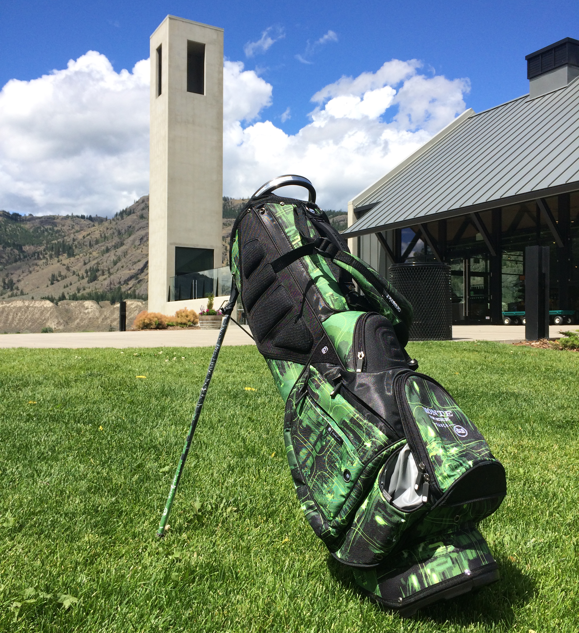 golf-bag-giveaway